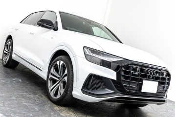Audi Q8 55 TFSI Quattro S Line, 2022