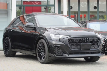 Audi Q8 55 TFSI Quattro S Line, 2024
