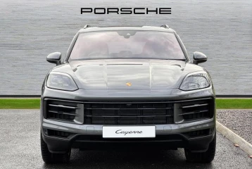 Porsche Cayenne Tiptronic S, 2025