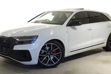Audi Q8 55 TFSI Quattro S Line, 2024