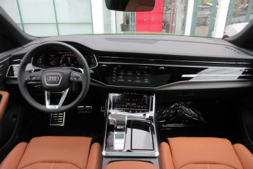 Audi RS Q8 4.0 TFSI quattro tiptronic, 2021