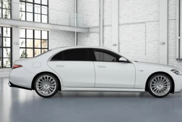 Mercedes S-class S63 AMG, 2025