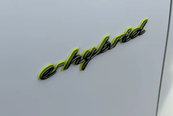 Porsche Cayenne Tiptronic E-Hybrid Platinum Edition, 2023