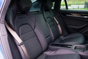 Porsche Panamera V8 Turbo E-Hybrid, 2024