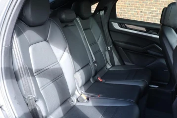 Porsche Cayenne E-Hybrid, 2024