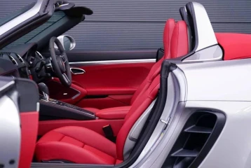 Porsche 718 Boxster , 2024