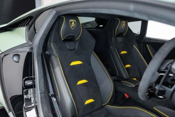 Lamborghini Huracan Tecnica, 2024