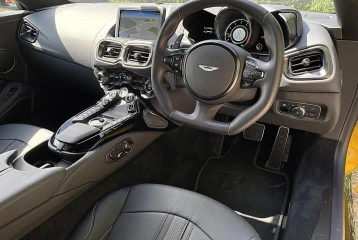 Aston Martin Vantage , 2024