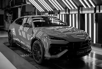 Lamborghini Urus SE, 2025