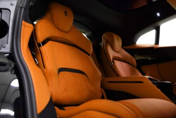 Ferrari Purosangue , 2025