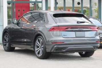 Audi Q8 , 2023