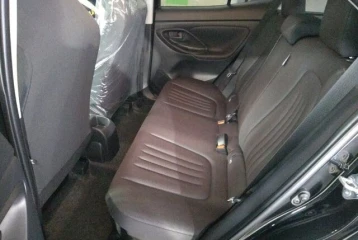 Toyota Yaris Cross Hybrid X, 2025