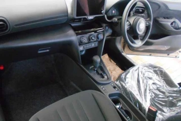 Toyota Yaris Cross X, 2025