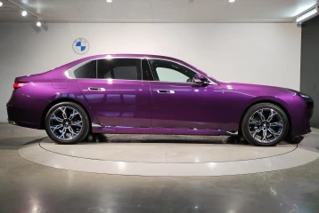 BMW 7 series 740d, 2024