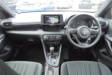 Toyota Yaris X, 2025