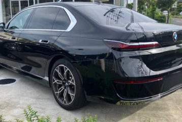 BMW 7 series 740i Excellence, 2024