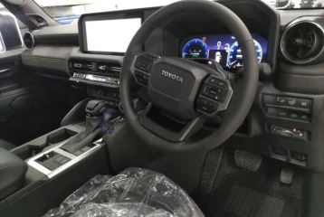 Toyota Land Cruiser 250 VX, 2025