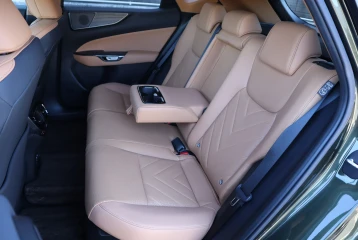 Lexus NX 450h+ Version L, 2023