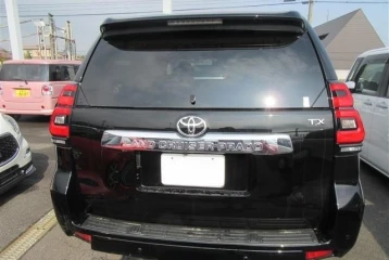 Toyota Land Cruiser Prado TX, 2023