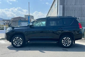 Toyota Land Cruiser Prado TX L Package, 2023