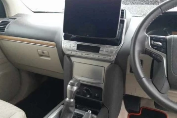 Toyota Land Cruiser Prado TX L Package, 2023