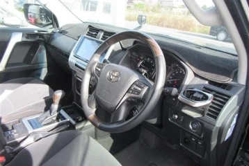 Toyota Land Cruiser Prado TX, 2023