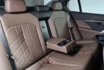 BMW i5 eDrive 40, 2024