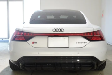 Audi RS e-tron GT , 2023