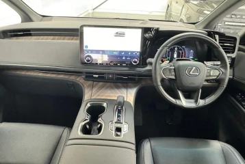 Lexus LM 350h, 2024