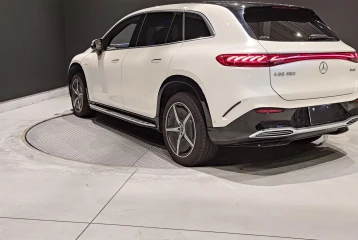 Mercedes EQS SUV 450 4Matic, 2023
