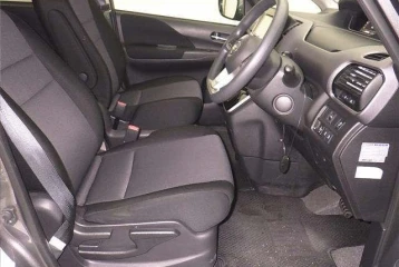 Nissan Serena XV, 2022