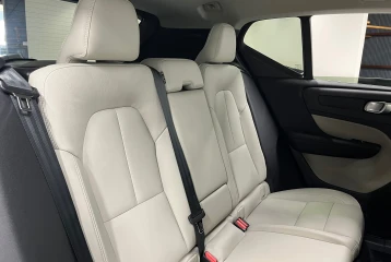 Volvo XC40 Ultimate B4 4WD, 2024