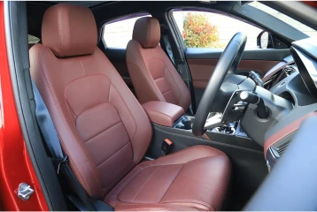 Jaguar E-Pace R-Dynamic SE 2.0L P250, 2022