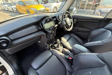 Mini Hatch 5-door Cooper D, 2021, 2021