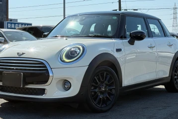 Mini Hatch 5-door Cooper D, 2021