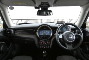 Mini Hatch 3-door Cooper DCT, 2023