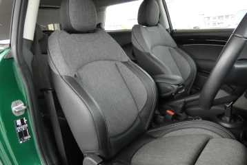 Mini Hatch 3-door Cooper DCT, 2023