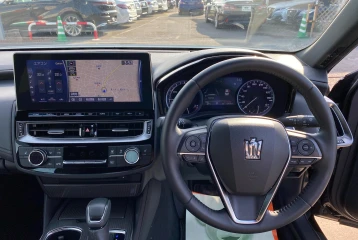 Toyota Crown Hybrid S, 2022