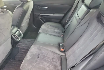 Toyota Crown Hybrid S, 2022