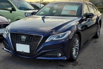 Toyota Crown Hybrid S, 2022