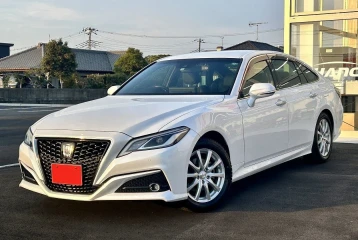 Toyota Crown Hybrid S, 2022
