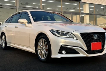 Toyota Crown Hybrid S, 2022
