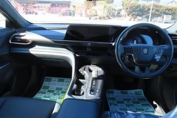 Toyota Crown Hybrid 2.5, 2024