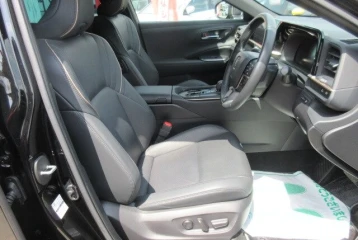 Toyota Crown Hybrid 2.5, 2024