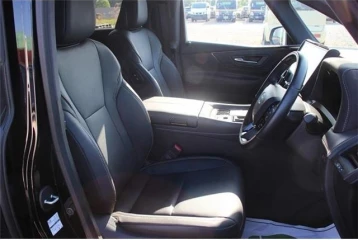 Toyota Alphard Z, 2024