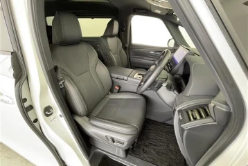 Toyota Alphard Hybrid 2.5, 2024