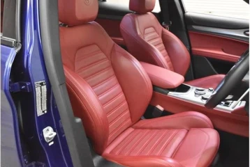 Alfa Romeo Stelvio 2.0 Turbo Q4, 2021