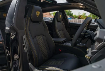 Lamborghini Urus SE, 2025