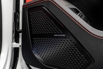 Lamborghini Urus SE, 2025, 2025