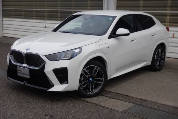 BMW iX2 xDrive 30, 2024